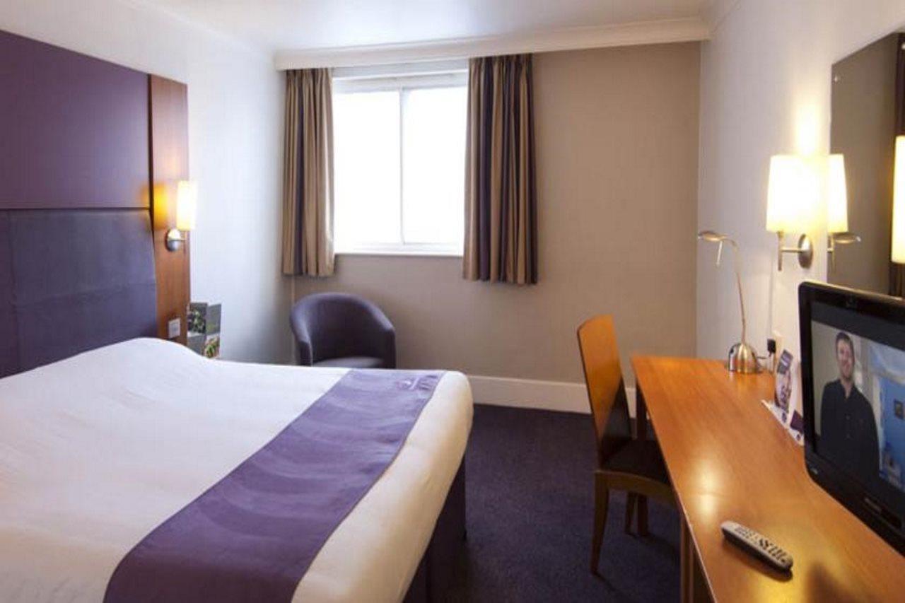 Premier Inn Wrexham North المظهر الخارجي الصورة